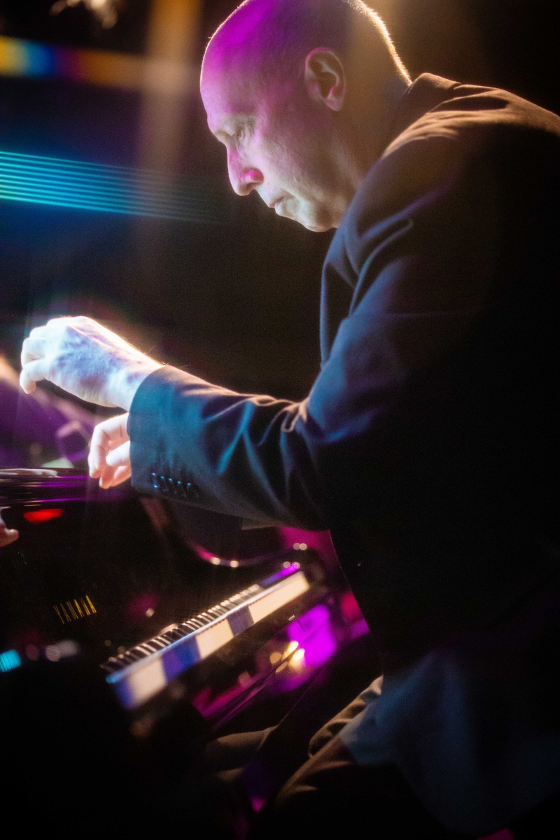Photos: Matt Baker And His Camera Return To THE LINEUP WITH SUSIE MOSHER at Birdland Theater Image