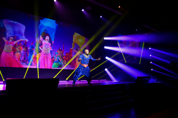Photos: Cast Members From ALADDIN, THE LION KING & FROZEN Perform at D23 Expo Legends Ceremony Image