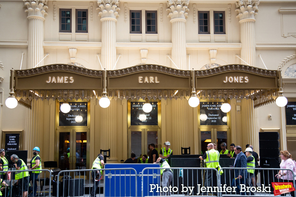 Photos: Stars Turn Out for the 'James Earl Jones Theater' Dedication! Image