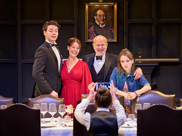 Photos: First Look at THE SNAIL HOUSE at Hampstead Theatre Image