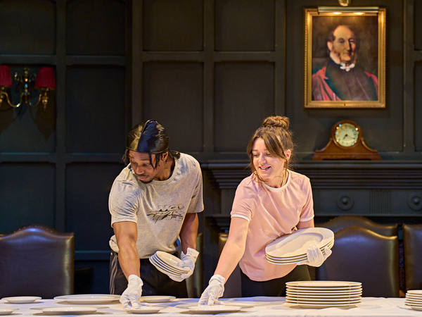 Photos: First Look at THE SNAIL HOUSE at Hampstead Theatre Image