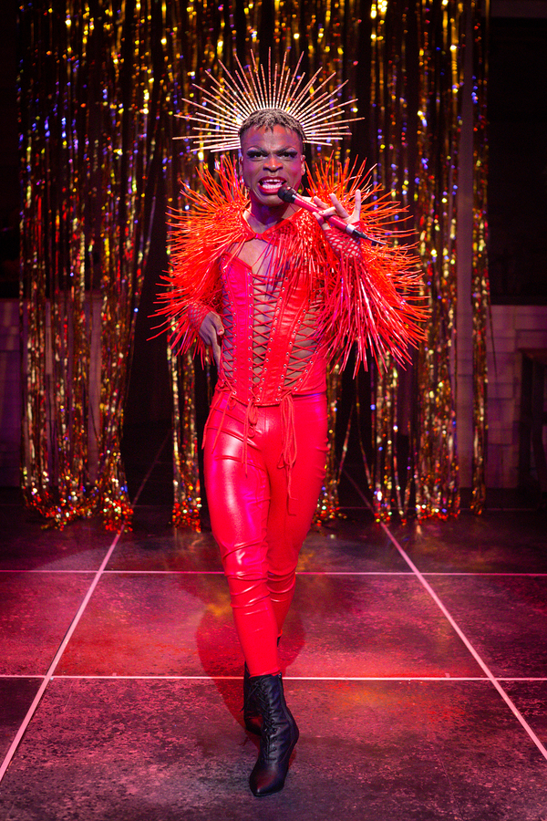 Photos & Video: First Look at KINKY BOOTS First UK Revival and Regional Premiere Image