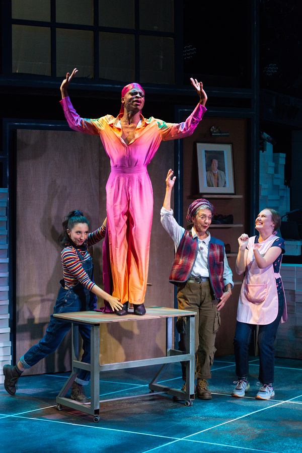 Photos & Video: First Look at KINKY BOOTS First UK Revival and Regional Premiere 
