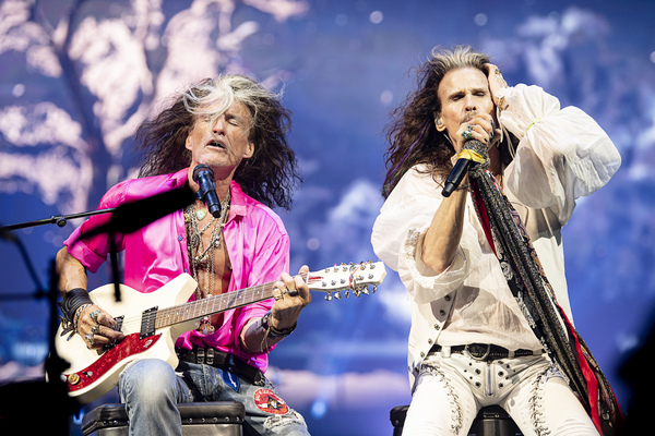 Photos: Aerosmith Return to the Las Vegas Stage With 'Deuces Are Wild' Residency 