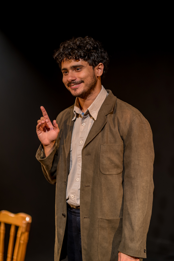 Photos: First Look at FOR A PALESTINIAN at Camden People's Theatre  Image