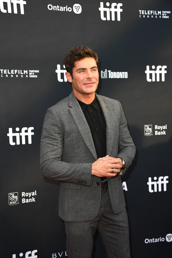 Photos: Zac Efron & More Attend THE GREATEST BEER RUN EVER Premiere 