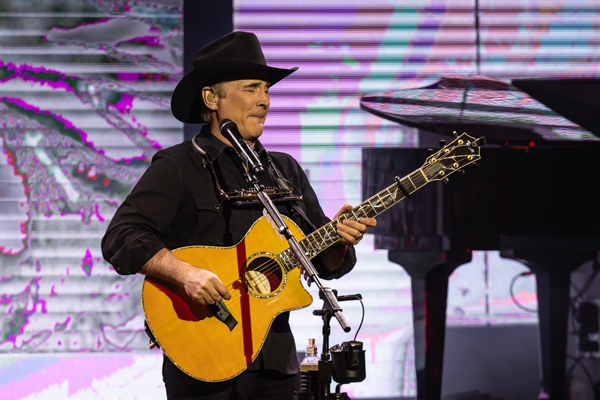 Photos: Inside Mount Vernon Arts Consortium present Clint Black In concert Image