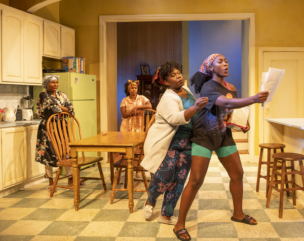 Photos: First Look at Shattered Globe Theatre's STEW at Theater Wit Image