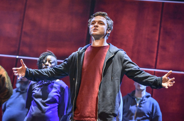 Photos: First Look at the UK Tour of NOUGHTS & CROSSES 