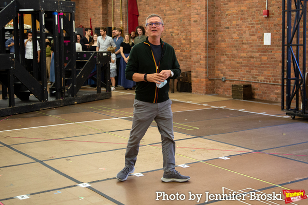 Photos: Meet the Company of the LES MISERABLES National  Tour Image