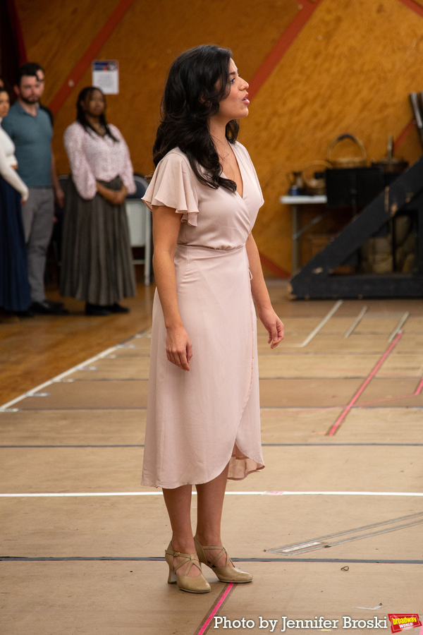 Photos: Meet the Company of the LES MISERABLES National  Tour Image