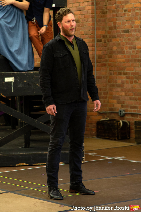 Photos: Meet the Company of the LES MISERABLES National  Tour Image