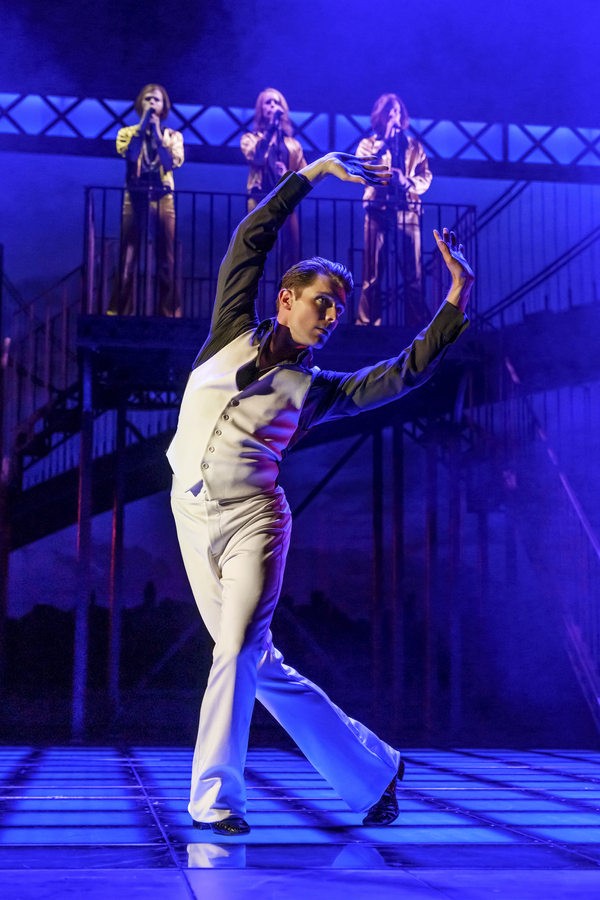 Photos: First Look at SATURDAY NIGHT FEVER UK Tour Image
