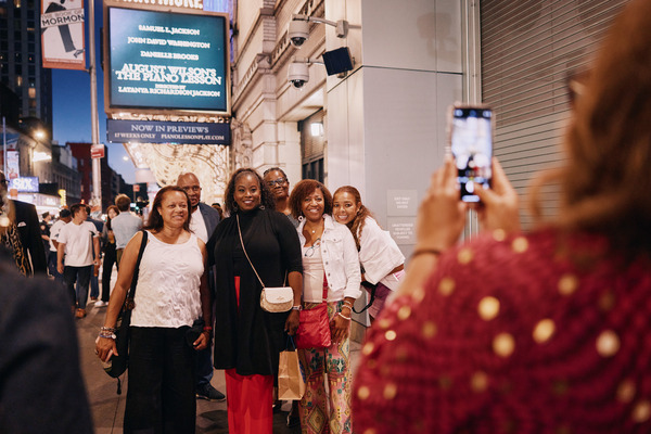 Photos & Video: See Samuel L. Jackson, John David Washington, Danielle Brooks & More at THE PIANO LESSON First Preview Image