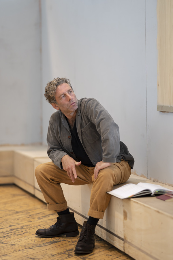 Photos: David Tennant and the Cast of GOOD in Rehearsal Image