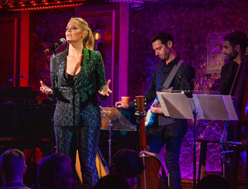 Review: Elizabeth Stanley Owns NEW YORK POPS UNDERGROUND Benefit at 54 Below Image