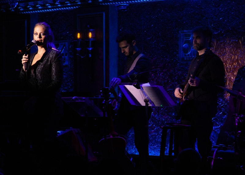 Review: Elizabeth Stanley Owns NEW YORK POPS UNDERGROUND Benefit at 54 Below Image