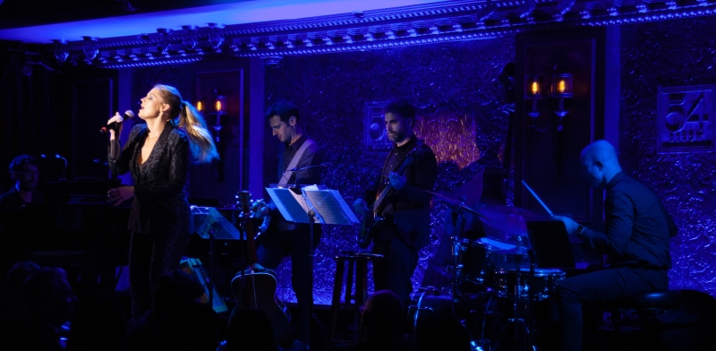 Review: Elizabeth Stanley Owns NEW YORK POPS UNDERGROUND Benefit at 54 Below Image