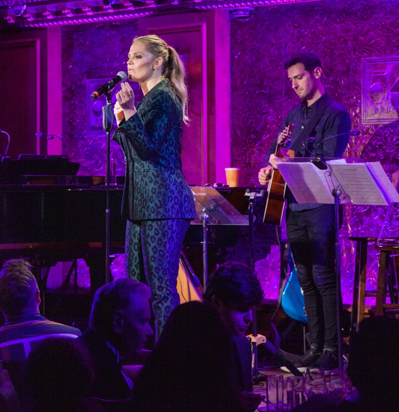 Review: Elizabeth Stanley Owns NEW YORK POPS UNDERGROUND Benefit at 54 Below Image