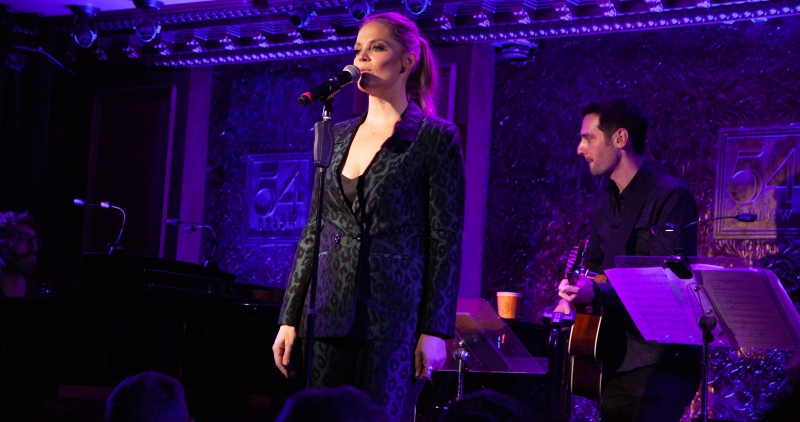 Review: Elizabeth Stanley Owns NEW YORK POPS UNDERGROUND Benefit at 54 Below Image