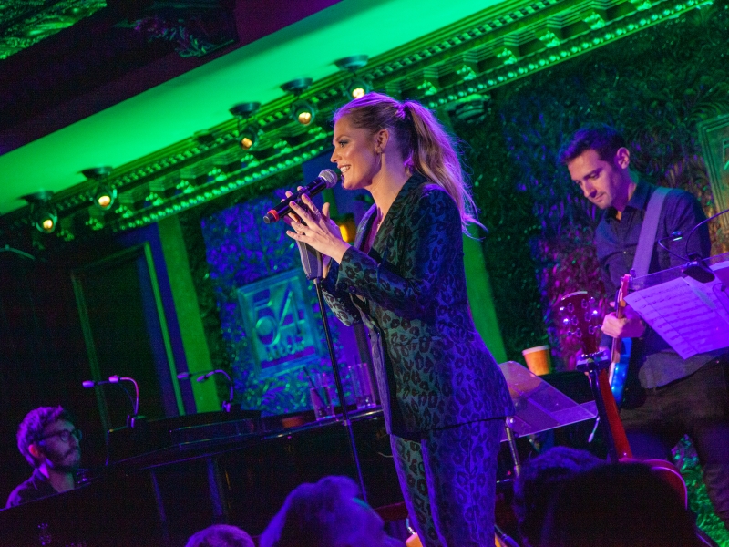 Review: Elizabeth Stanley Owns NEW YORK POPS UNDERGROUND Benefit at 54 Below Image