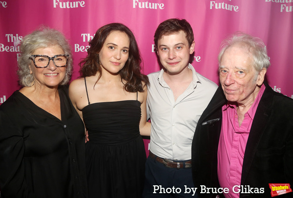 Angelina Fiordellisi, Francesca Carpanini, Uly Schlesinger and Austin Pendleton  Photo