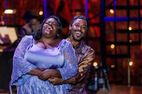 Photos: First Look at AIN'T MISBEHAVIN' at the Merry-Go-Round Playhouse 
