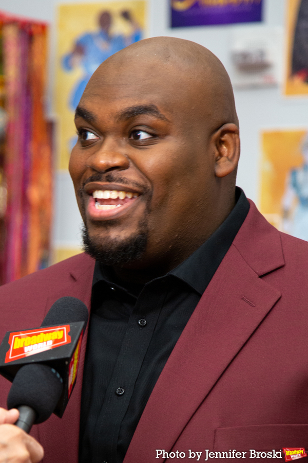 Photos: Meet the Cast of the ALADDIN National Tour Image