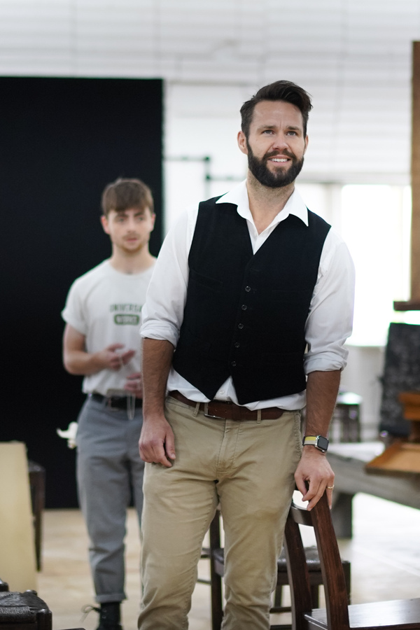 Photos: In Rehearsal For TOSCA At English National Opera Image