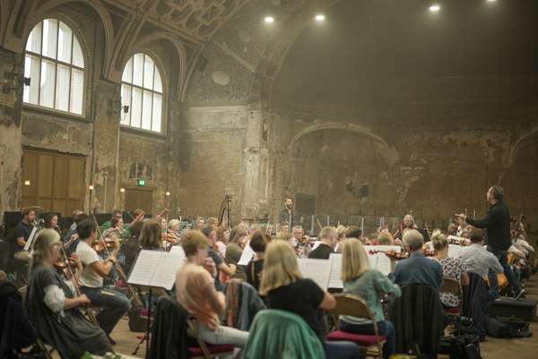 Photos: In Rehearsal For TOSCA At English National Opera Image