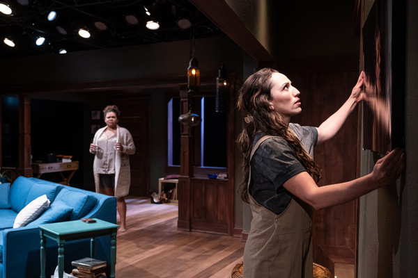 Photos: First Look at Teatro Vista's ENOUGH TO LET THE LIGHT IN at Steppenwolf 