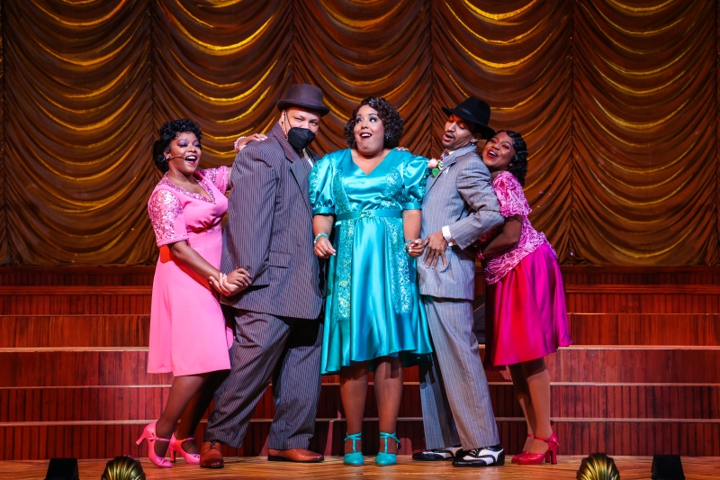 Review: TUTS AIN'T MISBEHAVIN' Oozes Charisma at Hobby Center for Performing Arts Image