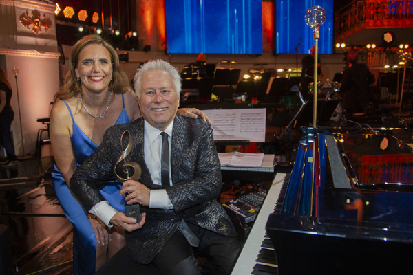 Photos: Alan Menken Receives Max Steiner Achievement Award at Hollywood in Vienna Gala Image