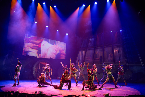 Video/Photos: BAT OUT OF HELL Lands In Las Vegas At Paris Hotel & Casino! Image