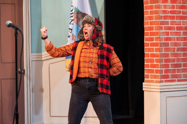 Photos & Video: Get a First Look at POPCORN FALLS at Greater Boston Stage Company Image