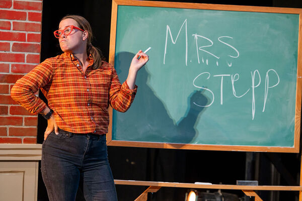 Photos & Video: Get a First Look at POPCORN FALLS at Greater Boston Stage Company Image