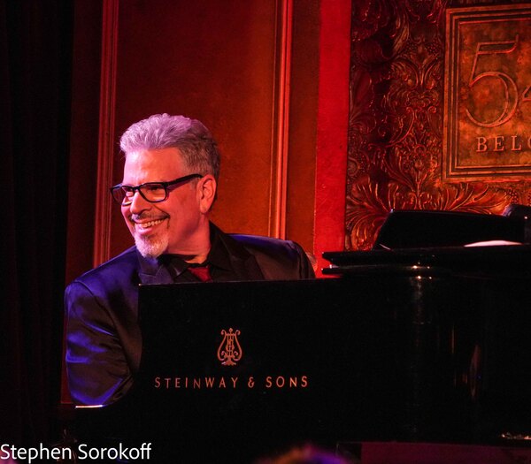 Photos: Clint Holmes Brings 'Between The Moon & New York City' to 54 Below 