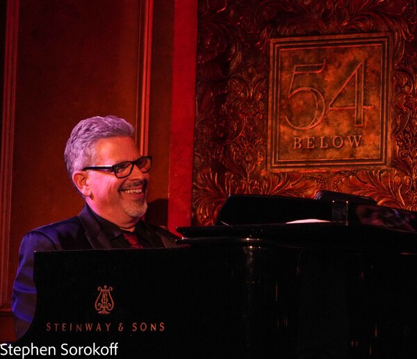 Photos: Clint Holmes Brings 'Between The Moon & New York City' to 54 Below 