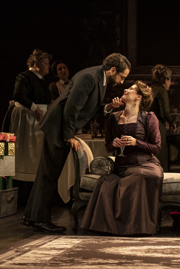 Photos: First Look at Brandon Uranowitz, Caissie Levy, David Krumholtz & More in LEOPOLDSTADT Image