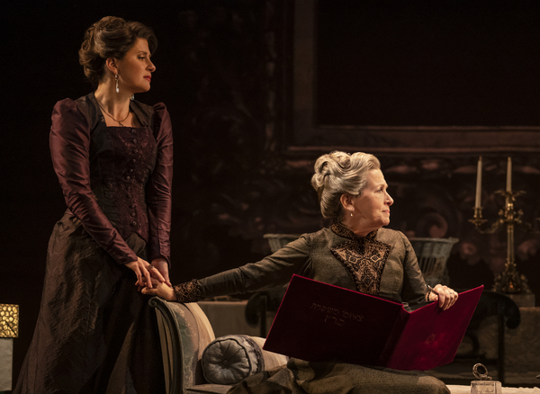 Photos: First Look at Brandon Uranowitz, Caissie Levy, David Krumholtz & More in LEOPOLDSTADT Image