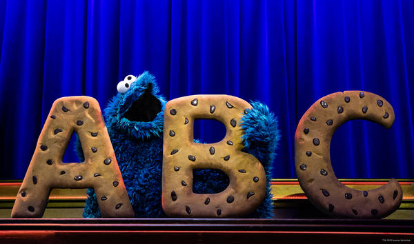 Photos & Video: First Look at SESAME STREET: THE MUSICAL Off-Broadway Image