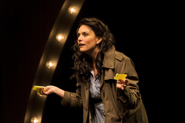 Photos: THE SEARCH FOR SIGNS OF INTELLIGENT LIFE IN THE UNIVERSE Starring Cecily Strong to Open in Los Angeles 