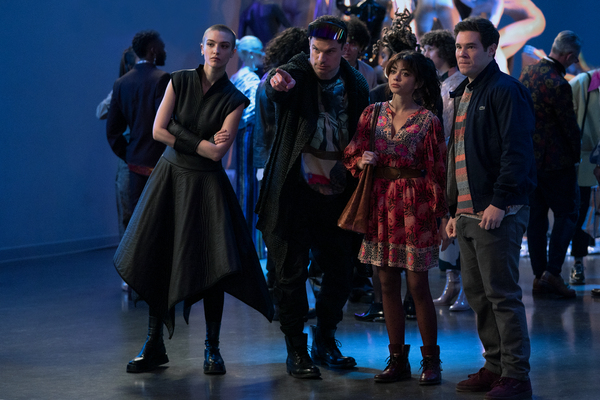 Photos: Peacock Shares First Look at PITCH PERFECT Spinoff Series With Adam Devine & Sarah Hyland Image