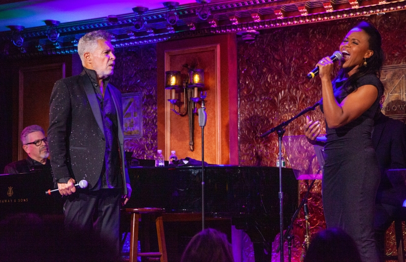 Review: Clint Holmes Astonishes 54 Below Audience With BETWEEN THE MOON AND NEW YORK CITY 