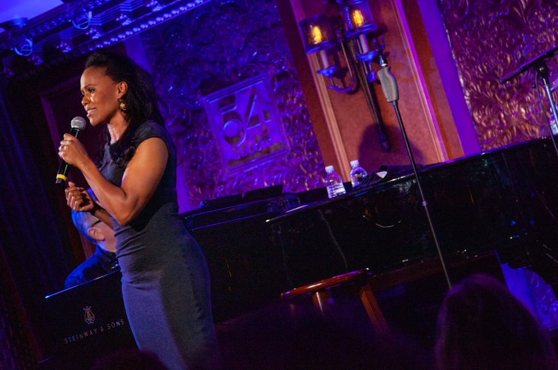 Review: Clint Holmes Astonishes 54 Below Audience With BETWEEN THE MOON AND NEW YORK CITY  Image