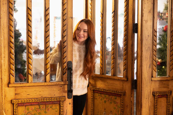 Photos: First Look at Lindsay Lohan & Chord Overstreet in FALLING FOR CHRISTMAS on Netflix Image