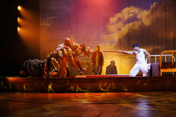 Photos: First Look at the New Cast of LIFE OF PI Image