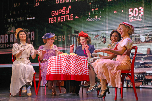 Photos: First Look at Kate Baldwin, Max von Essen, and More in Goodspeed's 42ND STREET Image