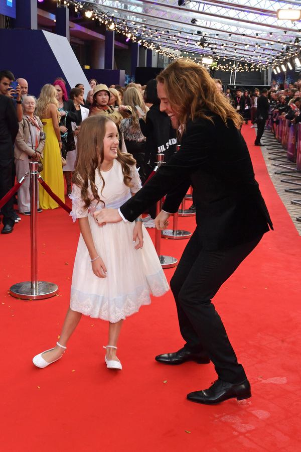 Alisha Weir and Tim Minchin Photo