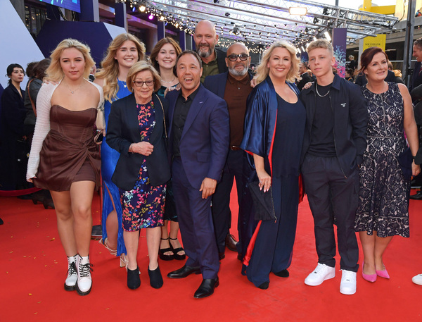 Stephen Graham and guests Photo